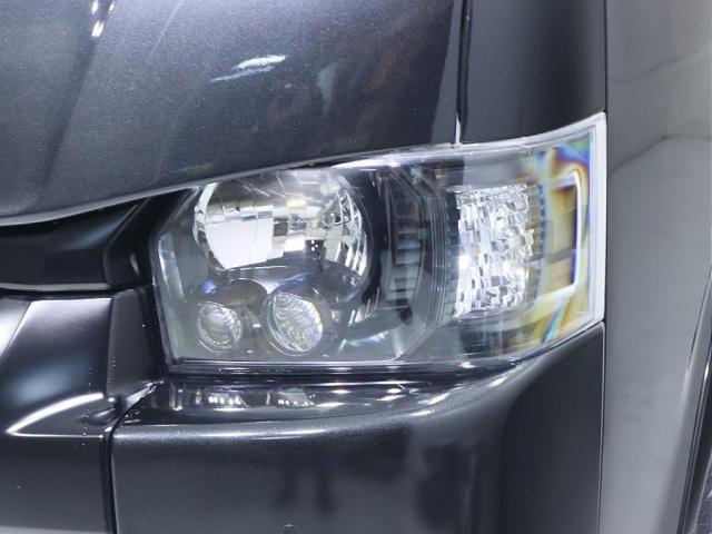 ハイエースバン スーパーＧＬ　ダークプライムＩＩ　デジタルインナーミラー　インテリジェントクリアランスソナー　ＰＶＭ　ＡＣ１００Ｖ　寒冷地仕様　パワスラ　４１５コブラエアロ　ナビ　ＥＴＣ　床張り　ベットキット　１．５ｉｎローダウン　テールランプ（11枚目）