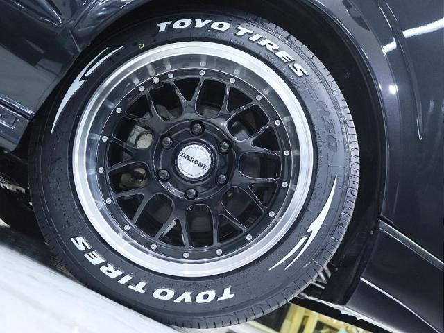 ハイエースバン スーパーＧＬ　ダークプライムＩＩ　デジタルインナーミラー　インテリジェントクリアランスソナー　ＰＶＭ　ＡＣ１００Ｖ　寒冷地仕様　パワスラ　４１５コブラエアロ　ナビ　ＥＴＣ　床張り　ベットキット　１．５ｉｎローダウン　テールランプ（14枚目）