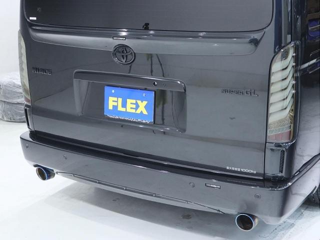 ハイエースバン スーパーＧＬ　ダークプライムＩＩ　デジタルインナーミラー　インテリジェントクリアランスソナー　ＰＶＭ　ＡＣ１００Ｖ　寒冷地仕様　パワスラ　４１５コブラエアロ　ナビ　ＥＴＣ　床張り　ベットキット　１．５ｉｎローダウン　テールランプ（15枚目）