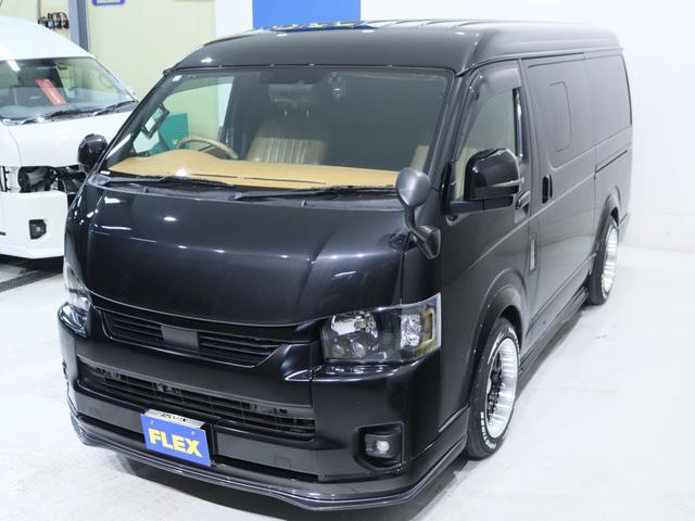 ハイエースバン スーパーＧＬ　ダークプライムＩＩ　デジタルインナーミラー　インテリジェントクリアランスソナー　ＰＶＭ　ＡＣ１００Ｖ　寒冷地仕様　パワスラ　４１５コブラエアロ　ナビ　ＥＴＣ　床張り　ベットキット　１．５ｉｎローダウン　テールランプ（21枚目）