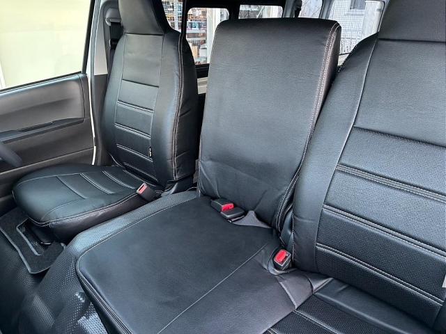 ハイエースバン ＳロングワイドＤＸ　ＧＬパッケージ　デジタルインナーミラー　インテリジェントクリアランスソナー　パノラミックビューモニター　寒冷地仕様　床張　フロントスポイラー　オーバーフェンダー　ホイル　タイヤ　ＢＩＧ－ＤＡ　ＥＴＣ　各所ブラック塗装（9枚目）