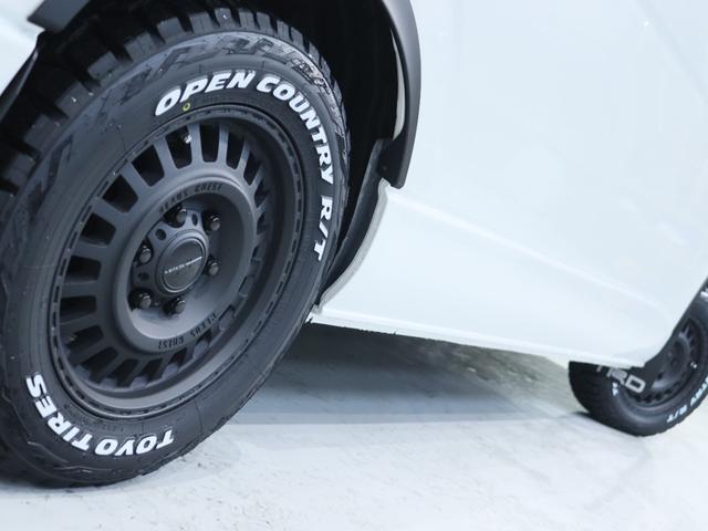 ハイエースバン ＳロングワイドＤＸ　ＧＬパッケージ　デジタルインナーミラー　インテリジェントクリアランスソナー　パノラミックビューモニター　寒冷地仕様　床張　フロントスポイラー　オーバーフェンダー　ホイル　タイヤ　ＢＩＧ－ＤＡ　ＥＴＣ　各所ブラック塗装（22枚目）