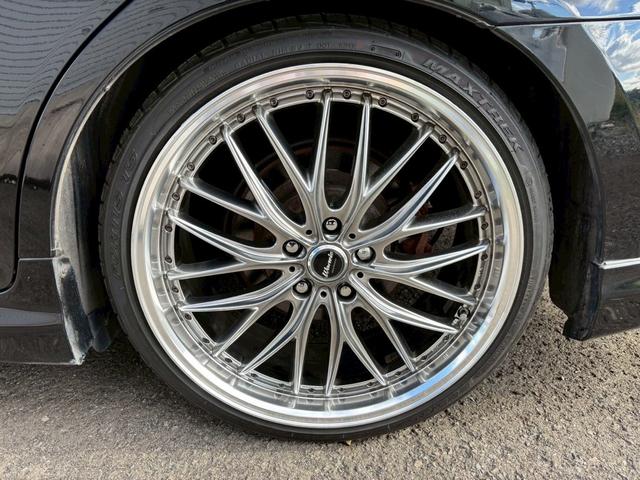 クラウン ２．５アスリートｉ－ＦｏｕｒアニバーサリＥＤ　革シート　クルコン　スマートキー　４ＷＤ　バックカメラ　盗難防止システム　ＤＶＤ再生　パワーシート　フルセグ地デジ　前席シートヒーター　ＥＴＣ車載器（19枚目）