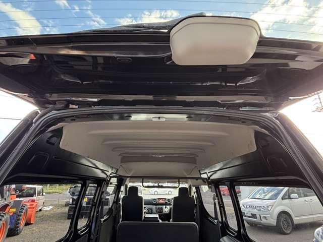 NV350キャラバンバン スーパーロングワイドDXターボ クロムギアパッケージ 4ドアバン2.5DT DX SロングワイドHR 4WD(19枚目)