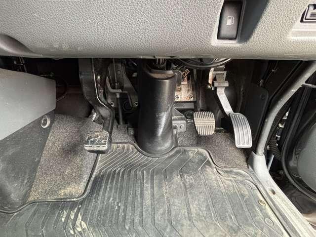 NV350キャラバンバン スーパーロングワイドDXターボ クロムギアパッケージ 4ドアバン2.5DT DX SロングワイドHR 4WD(21枚目)