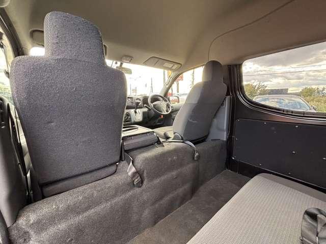 NV350キャラバンバン スーパーロングワイドDXターボ クロムギアパッケージ 4ドアバン2.5DT DX SロングワイドHR 4WD(36枚目)