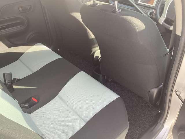 アクア S 4WD バックカメラ ハイブリッド マフラー加速適用車(26枚目)