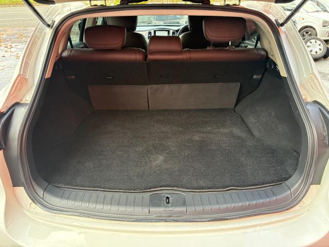 スカイラインクロスオーバー 370GT FOUR タイプP 4WD(9枚目)