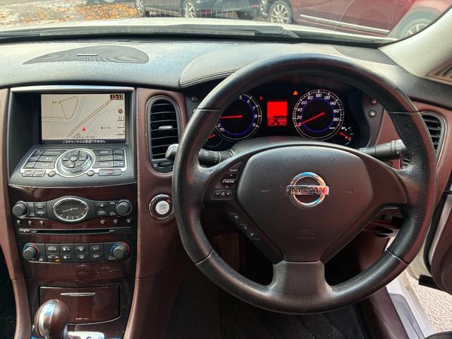 スカイラインクロスオーバー 370GT FOUR タイプP 4WD(10枚目)