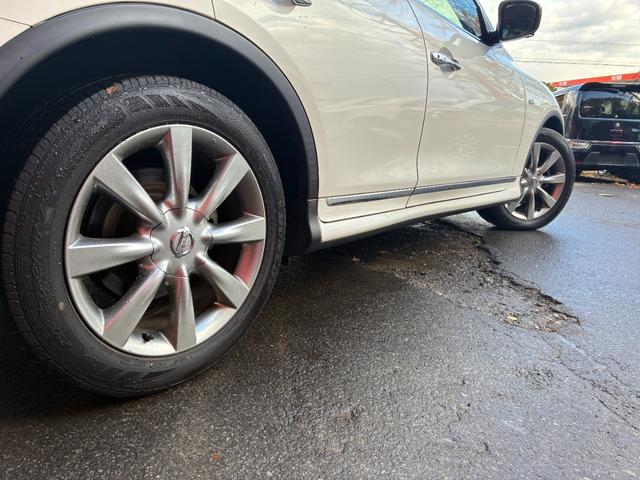 スカイラインクロスオーバー 370GT FOUR タイプP 4WD(14枚目)