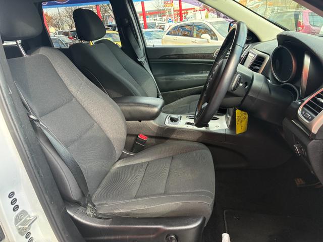 ジープ・グランドチェロキー ラレード 4WD ナビTV 22AW ドラレコ(7枚目)