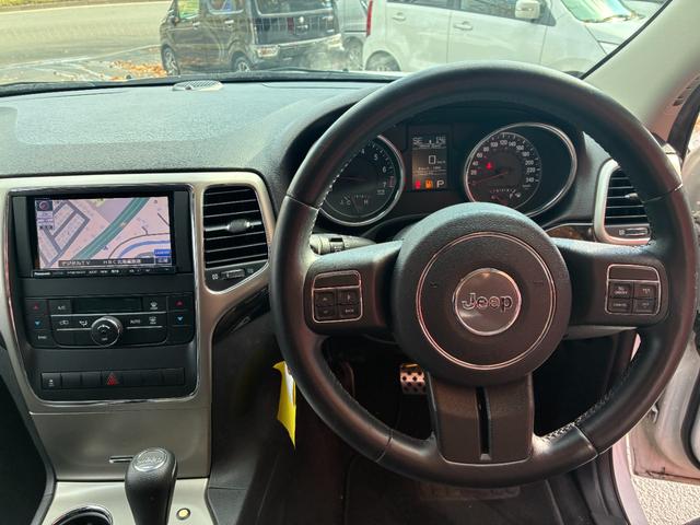 ジープ・グランドチェロキー ラレード 4WD ナビTV 22AW ドラレコ(10枚目)