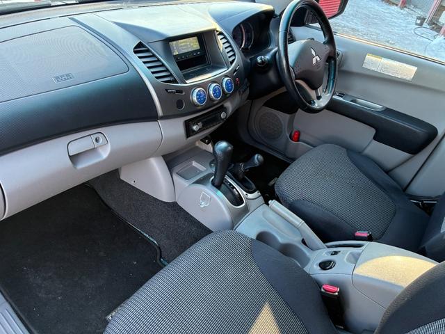 トライトン ベースグレード　４ＷＤ　ヒッチメンバー（5枚目）