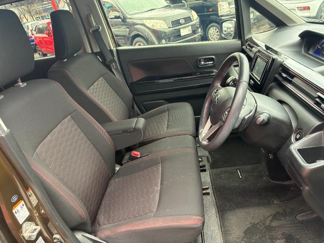 ワゴンRスティングレー ハイブリッドT 4WD 1オーナー(7枚目)