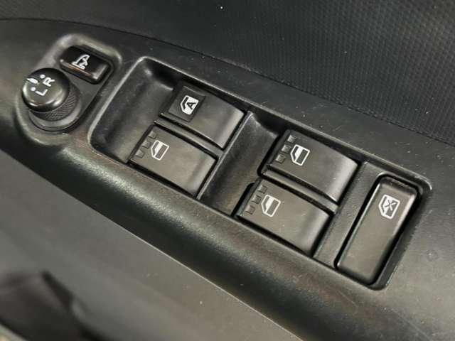 タント カスタムＸ　４ＷＤ　ＨＩＤ（26枚目）