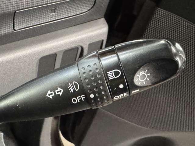 タント カスタムＸ　４ＷＤ　ＨＩＤ（28枚目）