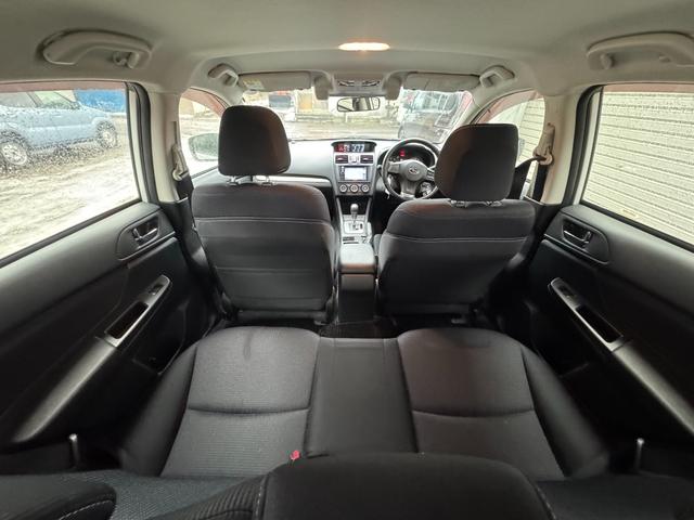 インプレッサスポーツ ２．０ｉアイサイト　４ＷＤ　夏冬タイヤ　ナビ　ＴＶ　Ｂカメラ　Ｅｇスターター（15枚目）