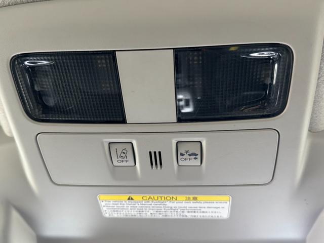 インプレッサスポーツ ２．０ｉアイサイト　４ＷＤ　夏冬タイヤ　ナビ　ＴＶ　Ｂカメラ　Ｅｇスターター（36枚目）