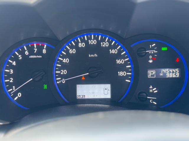 エルグランド ライダー　黒本革シート　サンルーフ　両側Ｐスライド　パワーバックドア（3枚目）