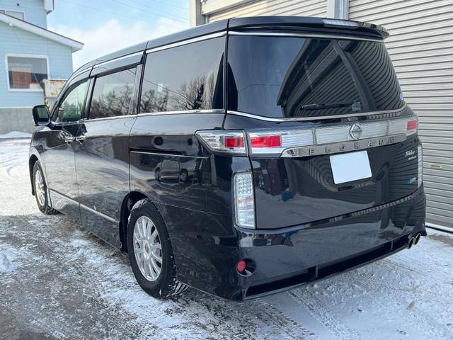 エルグランド ライダー　黒本革シート　サンルーフ　両側Ｐスライド　パワーバックドア（11枚目）