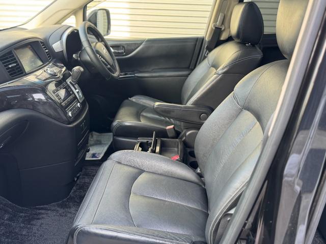 エルグランド ライダー　黒本革シート　サンルーフ　両側Ｐスライド　パワーバックドア（17枚目）