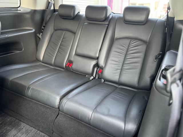 エルグランド ライダー　黒本革シート　サンルーフ　両側Ｐスライド　パワーバックドア（20枚目）