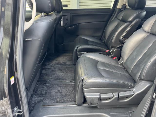 エルグランド ライダー　黒本革シート　サンルーフ　両側Ｐスライド　パワーバックドア（21枚目）