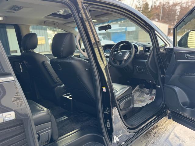 エルグランド ライダー　黒本革シート　サンルーフ　両側Ｐスライド　パワーバックドア（24枚目）