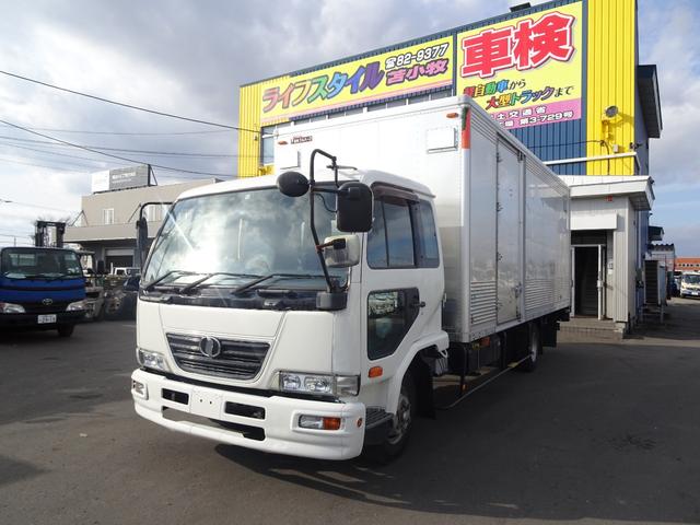 3トン車の箱だけ後ろドア無し箱元パワーゲート車標準幅の2トンロング