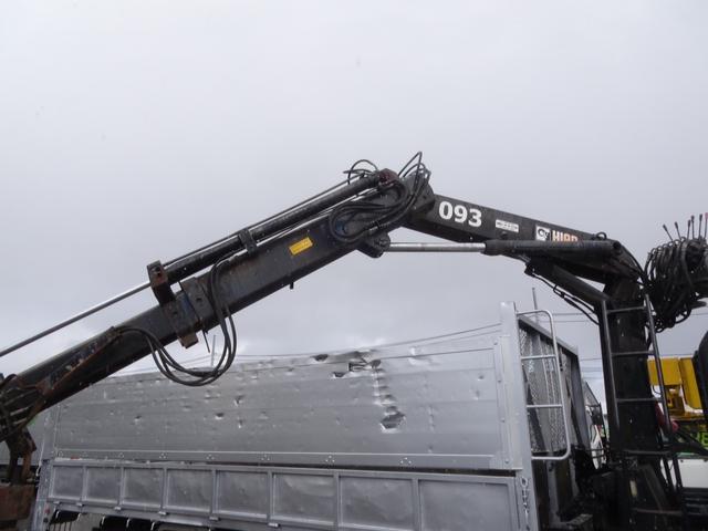 ヒノレンジャー ４トン　ロング　グラップルクレーン　ヒアブ　上部操作　ベッド　荷台内寸長さ５３０センチ　幅２１６センチ　積載２５００ｋ（7枚目）