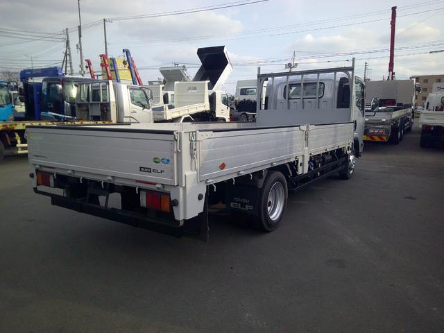 エルフトラック 3トン 4WD ワイド超ロング 平ボディ アルミあおり 荷台内寸長さ500センチ 幅207センチ 積載3000k(7枚目)