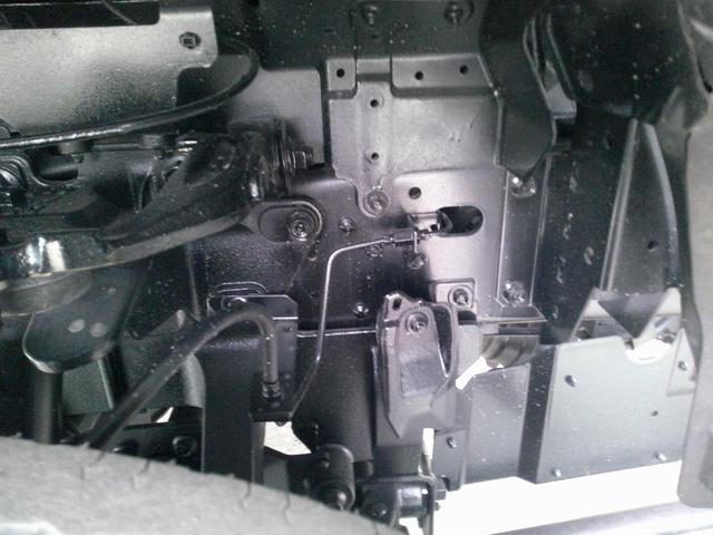 エルフトラック 3トン 4WD ワイド超ロング 平ボディ アルミあおり 荷台内寸長さ500センチ 幅207センチ 積載3000k(16枚目)