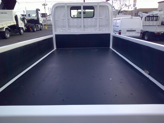 ダイナトラック 1.5トン 4WD ロングシングルジャストロー シングルタイヤ 4ナンバー オートマ 低床 荷台内寸長さ310センチ 幅160センチ 積載1250k(9枚目)