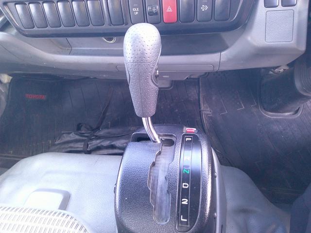 ダイナトラック 1.5トン 4WD ロングシングルジャストロー シングルタイヤ 4ナンバー オートマ 低床 荷台内寸長さ310センチ 幅160センチ 積載1250k(12枚目)