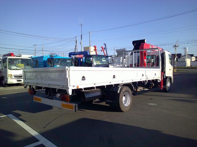 ヒノレンジャー ４トン　４段クレーン　ラジコン　ベッド　積載２７００ｋ　荷台内寸長さ５５０センチ　幅２１２センチ（7枚目）