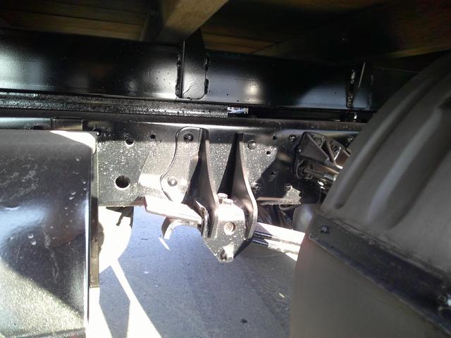 ヒノレンジャー ４トン　４段クレーン　ラジコン　ベッド　積載２７００ｋ　荷台内寸長さ５５０センチ　幅２１２センチ（20枚目）