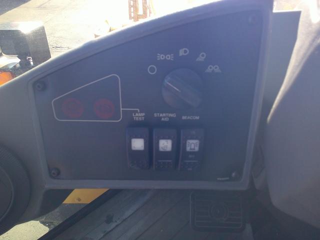 日本 CAT 910G ホイールローダー タイヤショベル ヒーター アワー3505h(21枚目)