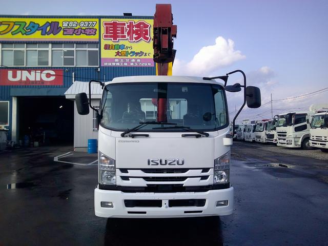 フォワード 4トン ロング 4段クレーン ユニック ラジコン 荷台内寸長さ540センチ 幅211センチ 積載2450k(2枚目)