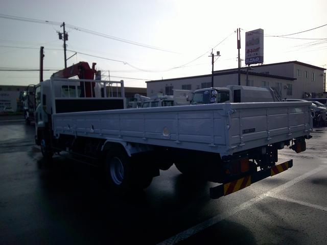 フォワード 4トン ロング 4段クレーン ユニック ラジコン 荷台内寸長さ540センチ 幅211センチ 積載2450k(5枚目)