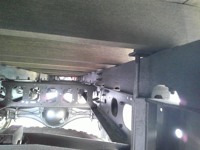 フォワード 4トン ロング 4段クレーン ユニック ラジコン 荷台内寸長さ540センチ 幅211センチ 積載2450k(16枚目)