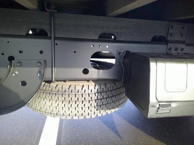 フォワード 4トン ロング 4段クレーン ユニック ラジコン 荷台内寸長さ540センチ 幅211センチ 積載2450k(17枚目)