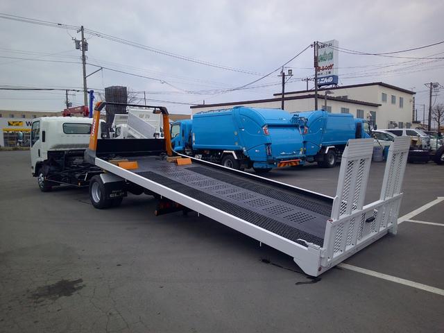 エルフトラック ３トン　４ＷＤ　ワイドロング　搬送車　スライドローダー　乗用車運搬車　オートマ　ウインチ　リモコン　積載３０００ｋ　荷台内寸長さ５５０センチ　幅２０６センチ（5枚目）