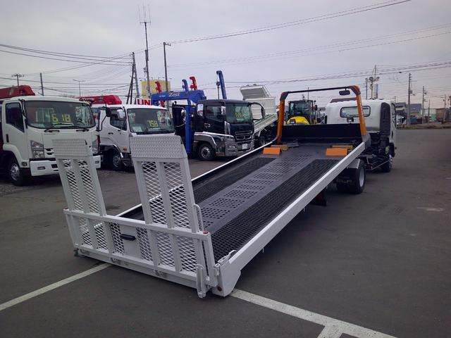 エルフトラック ３トン　４ＷＤ　ワイドロング　搬送車　スライドローダー　乗用車運搬車　オートマ　ウインチ　リモコン　積載３０００ｋ　荷台内寸長さ５５０センチ　幅２０６センチ（7枚目）