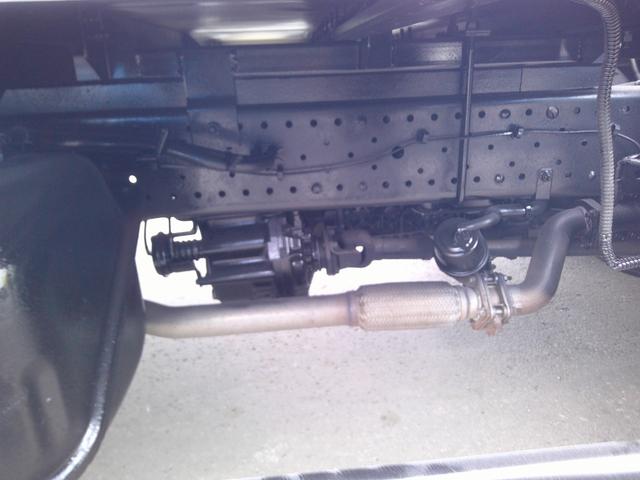 エルフトラック ２トン　４ＷＤ　箱車　アルミバン　積載１７００ｋ　荷台内寸長さ４５０センチ　幅１８０センチ　高さ１９５センチ　オートマ（13枚目）