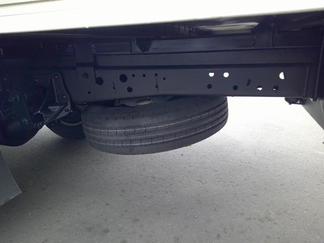 エルフトラック ２トン　４ＷＤ　箱車　アルミバン　積載１７００ｋ　荷台内寸長さ４５０センチ　幅１８０センチ　高さ１９５センチ　オートマ（16枚目）