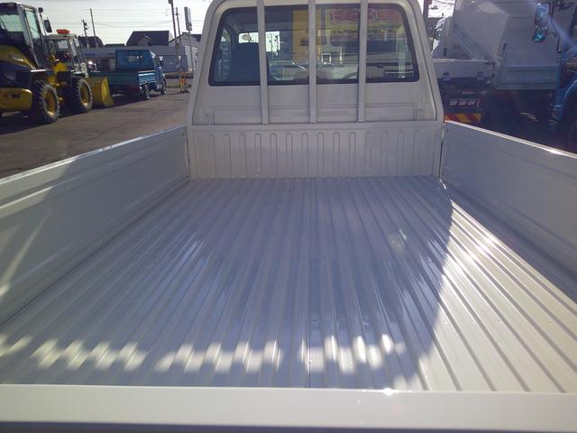 タウンエーストラック シングルジャストローＤＸ　４ＷＤ　ディーゼル　エアコン　パワステ　４ナンバー　積載７５０ｋ（10枚目）