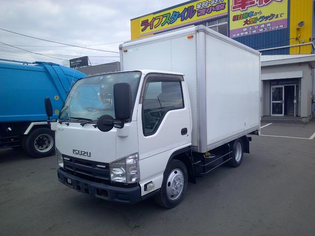 エルフトラック １．５トン　４ＷＤ　箱車　アルミバン　オートマ　積載１５００ｋ　車輌総重量４３６５ｋ　荷台内寸長さ３１９センチ　幅１８１センチ　高さ１８４センチ（3枚目）