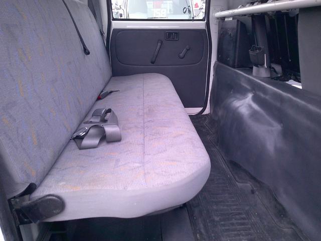 アトラストラック １トン　４ＷＤ　ダブルキャブ　２段ミニクレーン　クレーンリモコン　積載９５０ｋ　リアヒーター（14枚目）