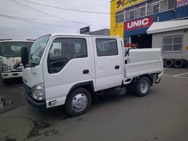 エルフトラック ２トン　４ＷＤ　ダブルキャブ　アーム式パワーゲート　ダブルタイヤ　４ナンバー　リアヒーター　積載１９００ｋ　車輌総重量４９６０ｋ（4枚目）