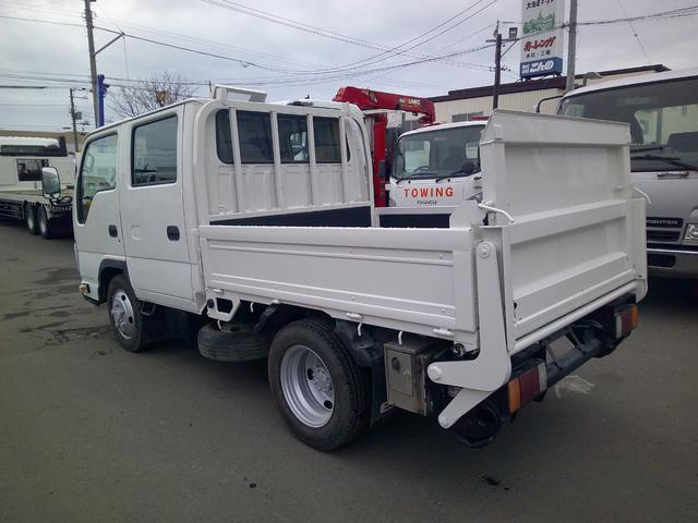 エルフトラック ２トン　４ＷＤ　ダブルキャブ　アーム式パワーゲート　ダブルタイヤ　４ナンバー　リアヒーター　積載１９００ｋ　車輌総重量４９６０ｋ（5枚目）